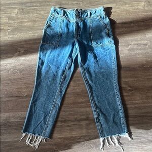 Abercrombie & Fitch Blue Mom Jean with Frayed Hem, Short, Like NEW!